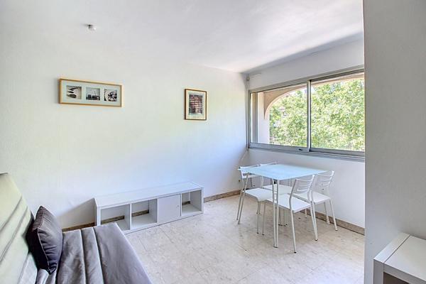 A VENDRE en EXCLUSIVITE ! Appartement Draguignan 1 pièce 23 m² avec ascenseur