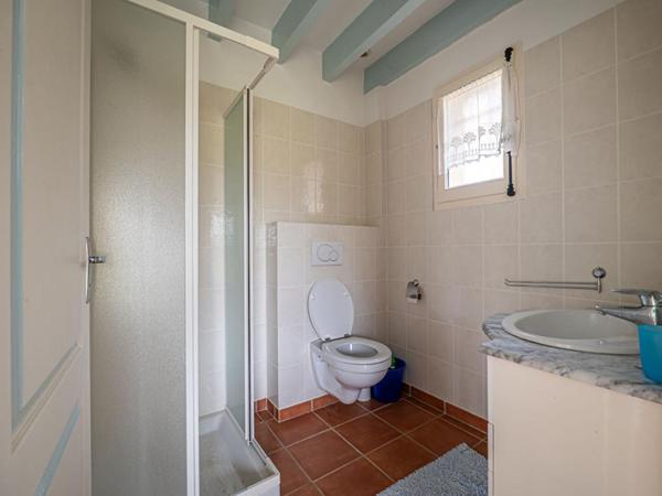 Maison Montval Sur Loir 5 pièce(s) 148 m2 - 3  chambres -