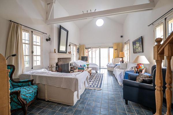 Maison Montval Sur Loir 5 pièce(s) 148 m2 - 3  chambres -