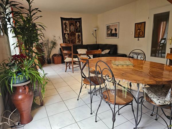 Sainte-Radegonde ? Maison 3 chambres avec jardin et garage ? DPE C