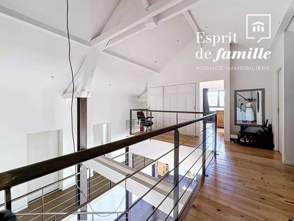 Limonest, loft 270m2 jardin 2000m2
