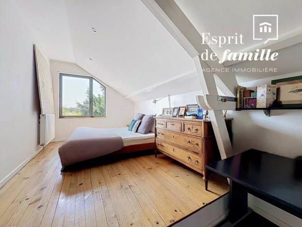Limonest, loft 270m2 jardin 2000m2