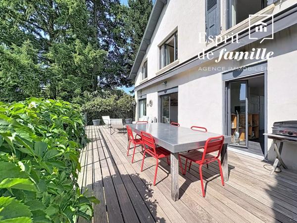 Limonest, loft 270m2 jardin 2000m2
