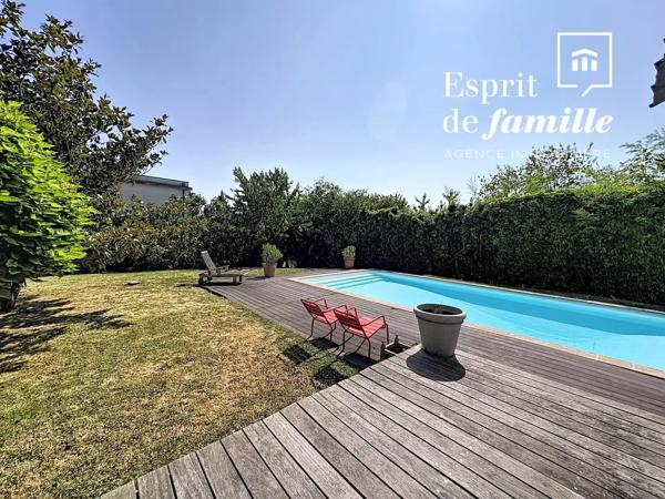 Limonest, loft 270m2 jardin 2000m2