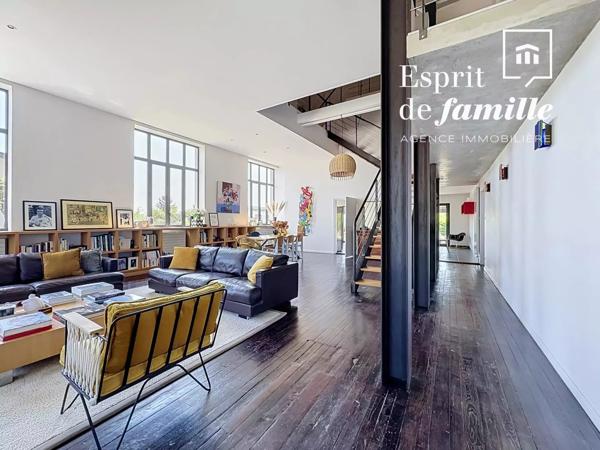 Limonest, loft 270m2 jardin 2000m2
