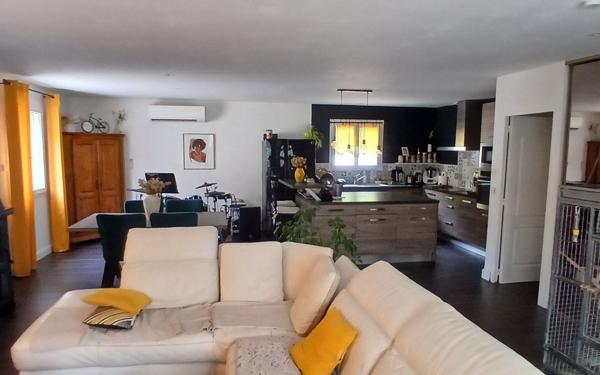 Maison à vendre    4 pièces • 121,83 m2 Bagnols-sur-Cèze