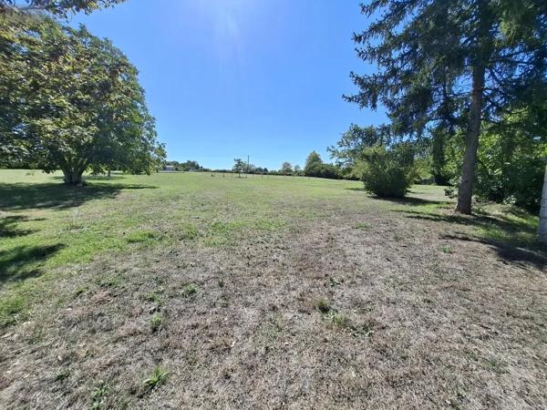 Achat - Terrain à bâtir Les Gonds 17100 2925 m 2