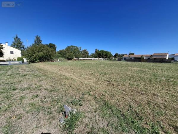 Achat - Terrain à bâtir Les Gonds 17100 2925 m 2