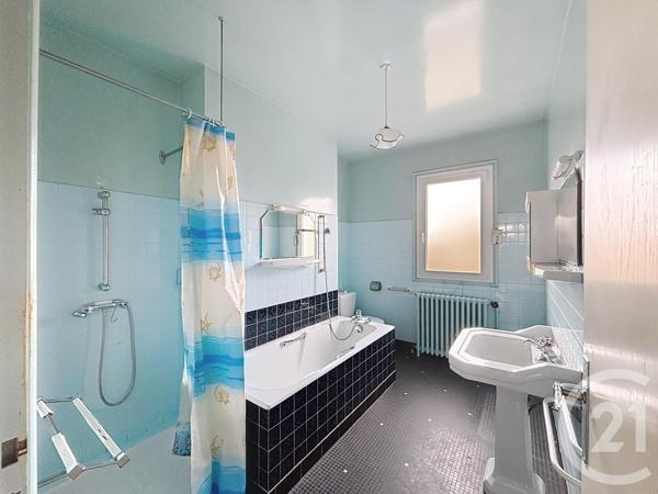 Maison à vendre  5 pièces - 149,20 m2 MONTPON MENESTEROL - 24