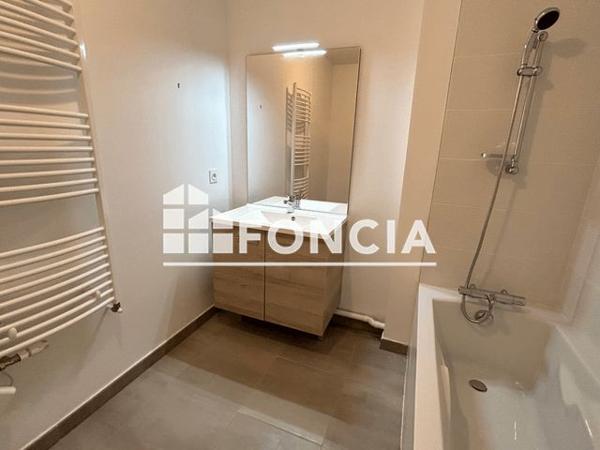 Location Appartement 4 pièces 83.3 m² - ECHO - BAT H102 - 19 ALLEE ALBERT JACQUARD Lagord 17140