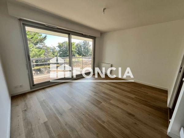 Location Appartement 2 pièces 40 m² - 3 ALLEE DU PARC DE KERIZEL Vannes 56000