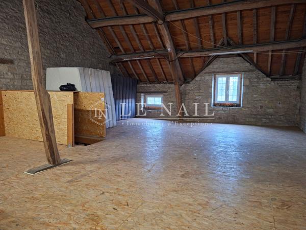 Manoir et ses dépendances à vocation évènementielle en Haute-Marne
