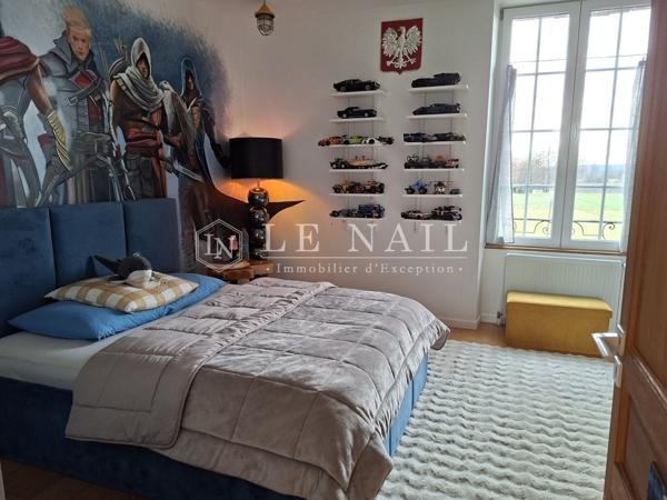 Manoir et ses dépendances à vocation évènementielle en Haute-Marne