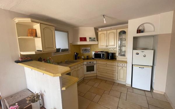 Appartement à vendre    3 pièces • 65 m2 La Seyne-sur-Mer