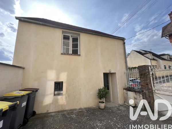 Immeuble à vendre 150 m² Lorrez-le-Bocage-Préaux
