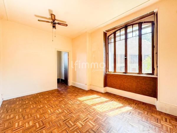 Maison 6 pièces sur 23 ares