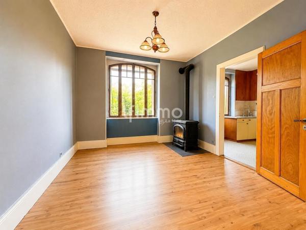 Maison 6 pièces sur 23 ares