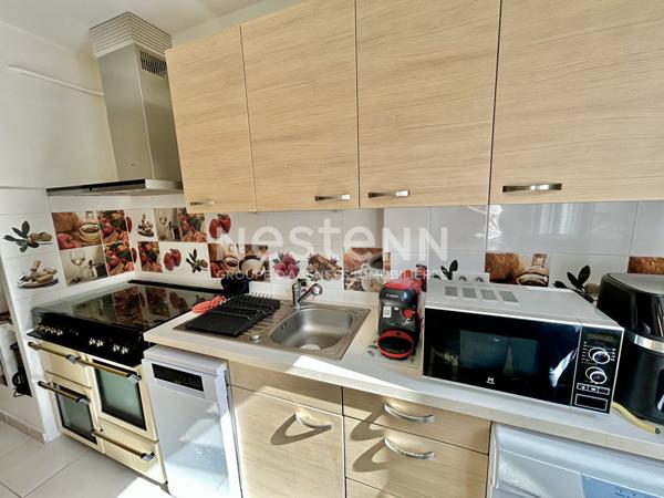 NOUVEAUX PRIX ! À vendre en exclusivité ! Charmant appartement 2 pièces de 50 m², lumineux et en excellent état , avec terrasse exposée plein sud.