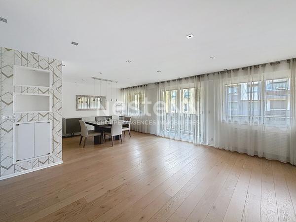 Grand Appartement T5 3 chambres avec Terrasse Cave et Parking Rue Pagère - 69500 BRON