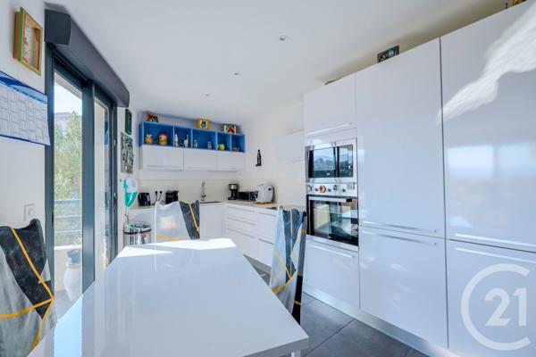 Appartement F4 à vendre  4 pièces - 84 m2 BASTIA - 202