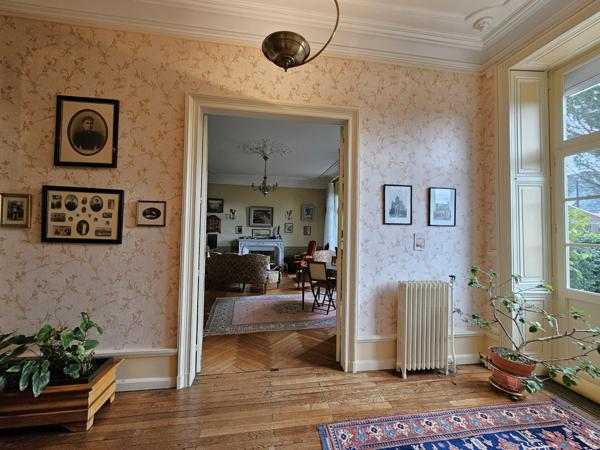 Maison bourgoise sur parc