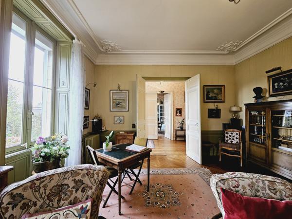 Maison bourgoise sur parc