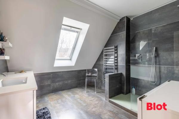 Maison 6 pièce(s)