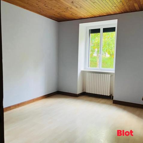 Maison 6 pièce(s)