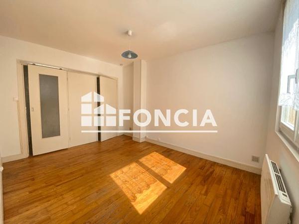 Location Studio 32.41 m² - 2 RUE LOUISE MOLIERE Vif 38450