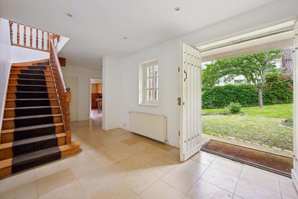 Vente Maison de luxe Garches 10 Pièces 340 m²