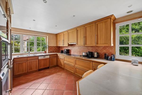 Vente Maison de luxe Garches 10 Pièces 340 m²