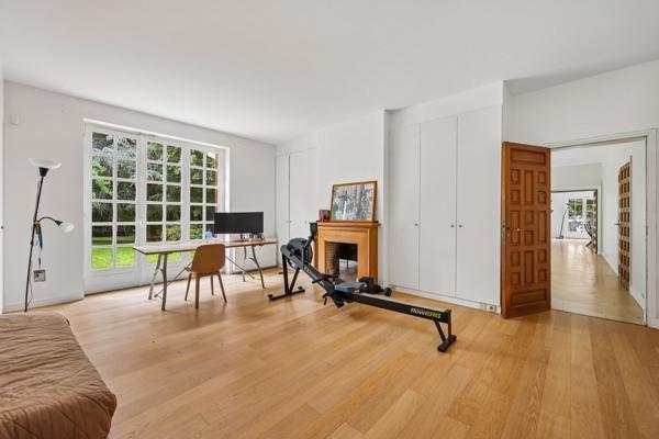 Vente Maison de luxe Garches 10 Pièces 340 m²