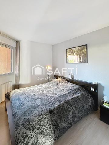 T3 lumineux dans résidence calme avec piscine