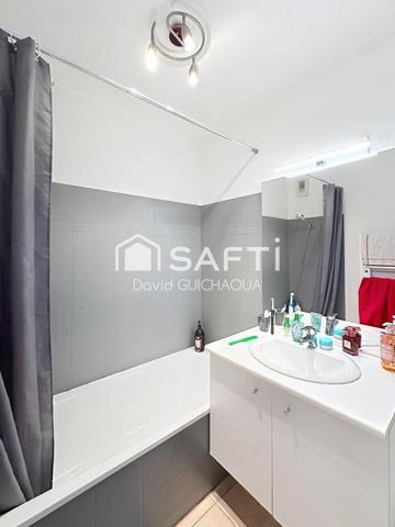 T3 lumineux dans résidence calme avec piscine