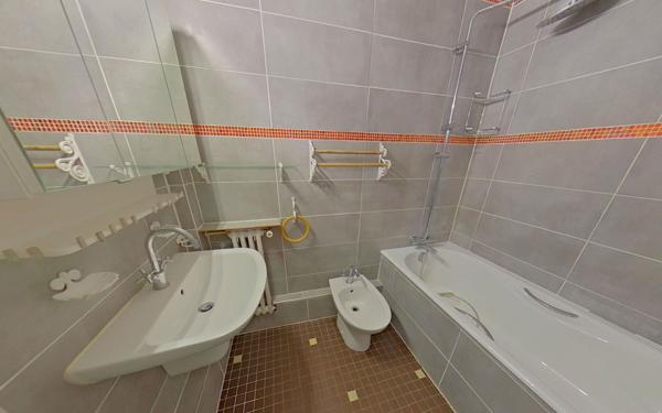 Appartement à louer    4 pièces • 73,70 m2 Deuil-la-Barre