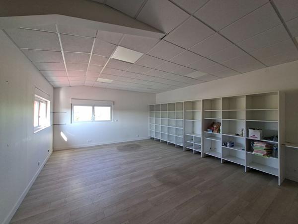 Local d'activité Saligny 120 m2 , Saligny