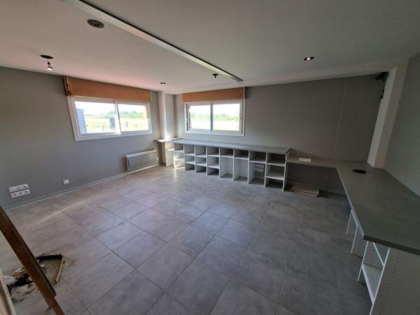Local d'activité Saligny 120 m2 , Saligny