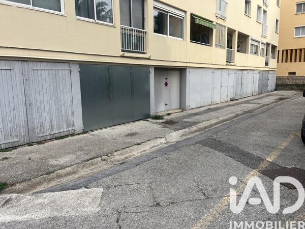 Parking à vendre 15 m² Hyères