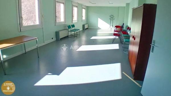 Vente Immeuble 18 pièces 875 m2 à Mazamet