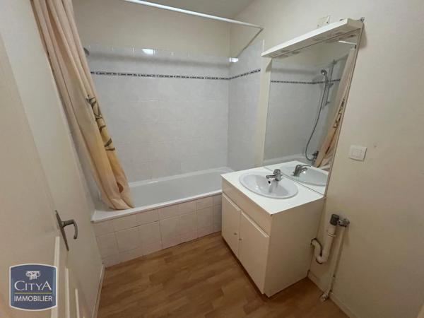 Maison à louer 3 pièces 63.52m² Poitiers (86000)