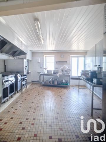 Immeuble à vendre 323 m² Essarts-en-Bocage