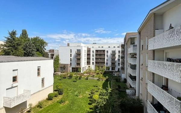 Appartement à vendre    2 pièces • 44,73 m2 Villepinte