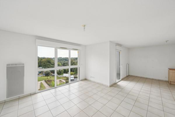 Appartement T3 de 68m² avec balcon et deux parkings à Floirac