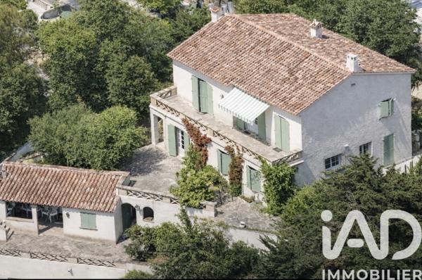 Maison à vendre 9 pièces 250 m² Sainte-Maxime