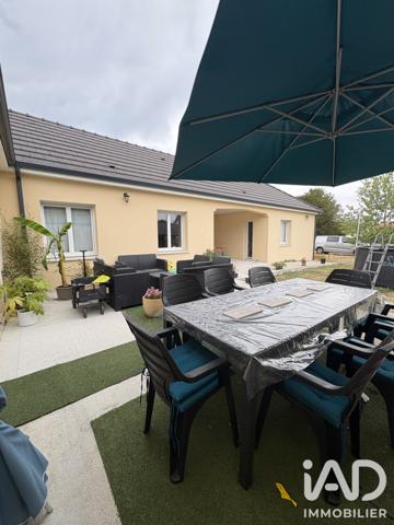 Maison à vendre 6 pièces 191 m² Bourges