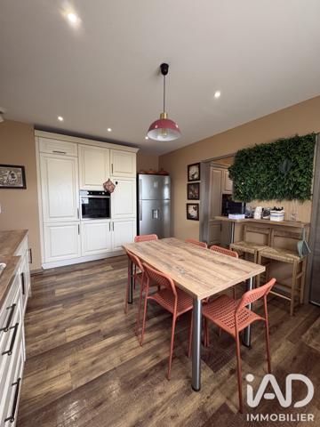 Maison à vendre 6 pièces 191 m² Bourges