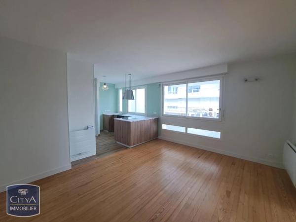 Appartement à louer 3 pièces 50.71m² Royan (17200)