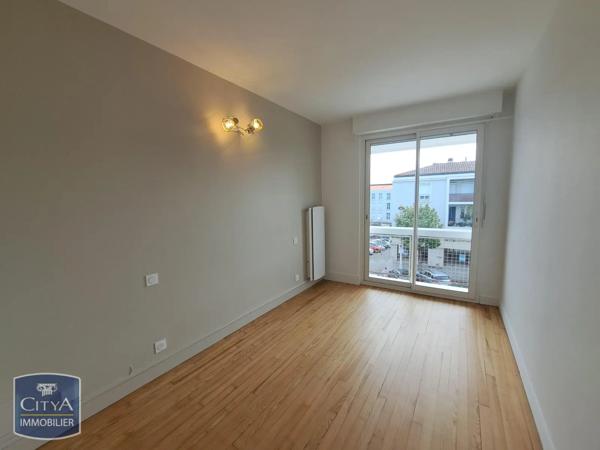 Appartement à louer 3 pièces 50.71m² Royan (17200)