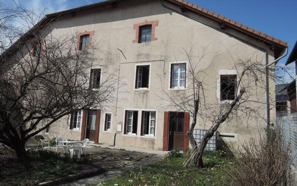 Maison à vendre    5 pièces •  Hauteville-Lompnes