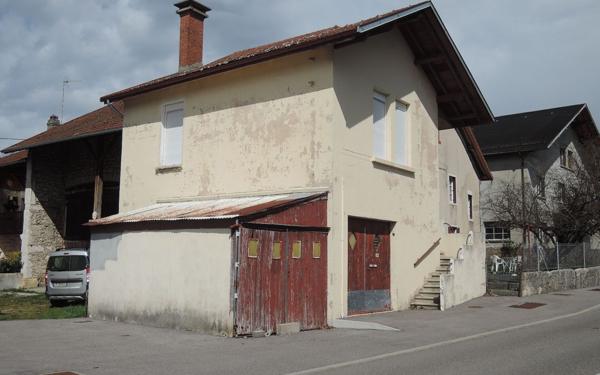 Maison à vendre    5 pièces •  Hauteville-Lompnes